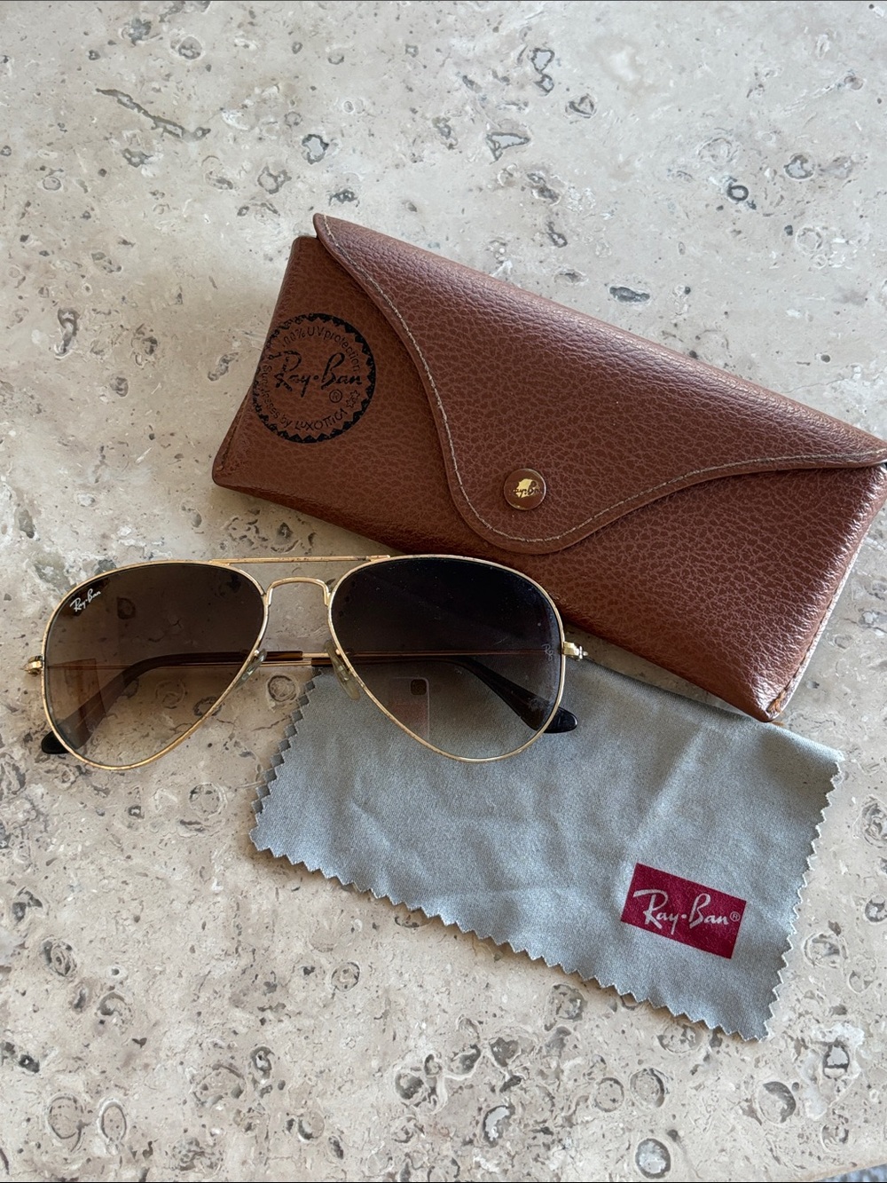 Ray-Ban Aviator Sunglasses Gold Frame with Brown Gradient Lenses